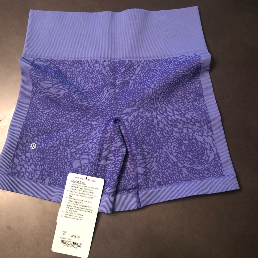 Lululemon Sculpt shorts